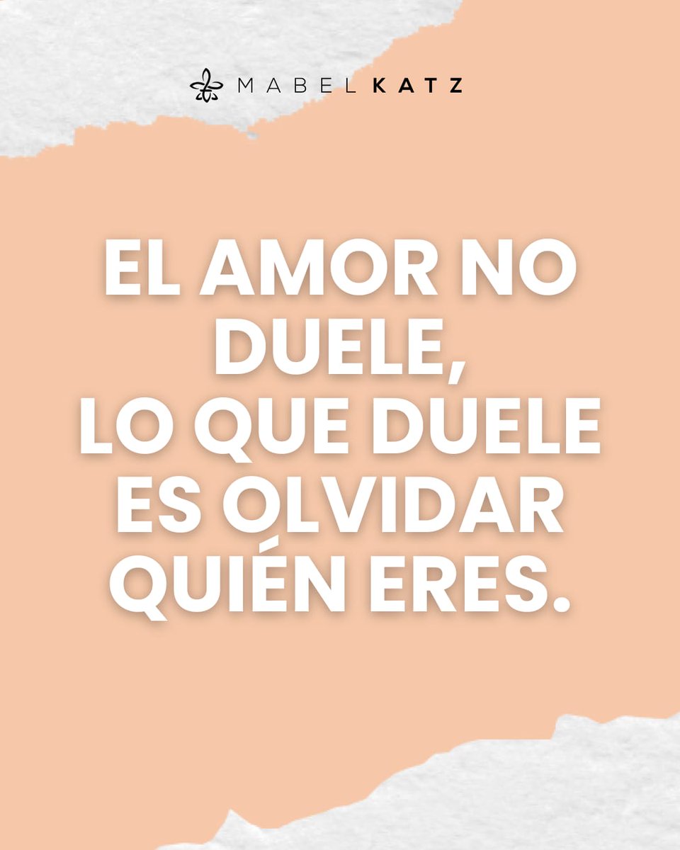 El amor es una de las energías más poderosas que existen ✨
No vive solo en la pareja.
Está en cómo te hablas.
En cómo te eliges.
En lo que nutres cada día.
Hoy no necesitas entender todo sobre el amor, necesitas mirarlo con más conciencia… e incluirte en él.
Porque el amor no