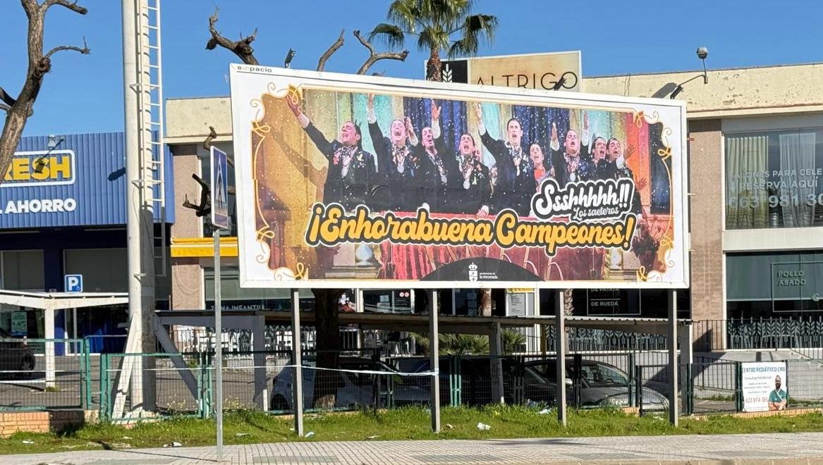 Acabamos de enterarnos que este cartel está desde hace unas horas en la entrada de nuestro pueblo.

Muchísimas gracias por este detalle tan increíble, <a href="/LaRinconada_Web/">La Rinconada Web</a>. No tenemos palabras 🥹