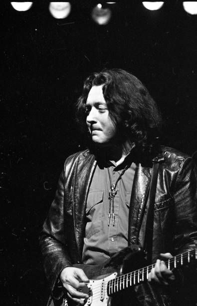rorygallagher's tweet image. February 17th in Rory history:
1969 London GB BBC Playhouse Theatre
1972 Rome IT Piper Club
1973 Newcastle GB City Hall
1974 Long Beach USA Long Beach Auditorium
1977 Sheffield GB City Hall
1979 Leicester GB De Montfort Hall
1988 Dublin IRL Olympia Theatre (📸)