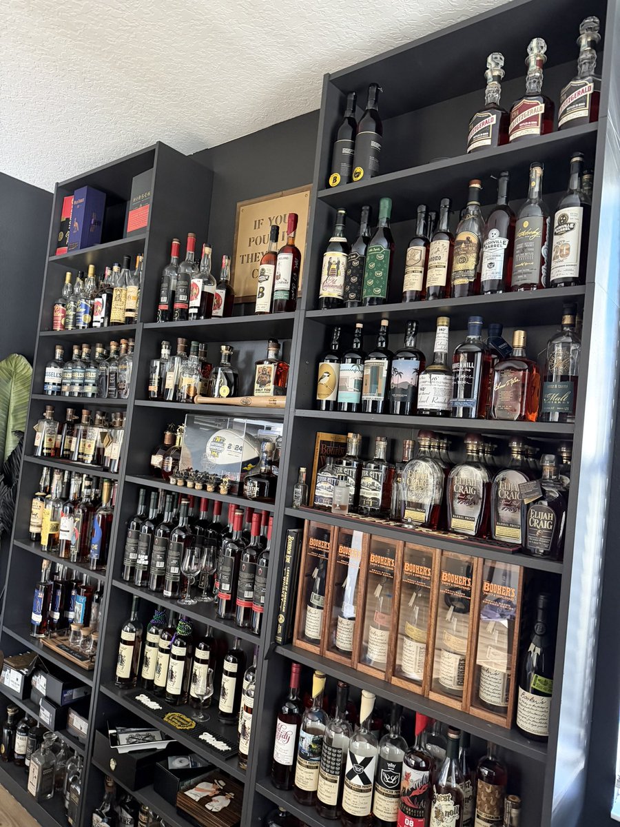 My friend’s whiskey collection is 🤯🤯🤯

How would you rate it out of 10?