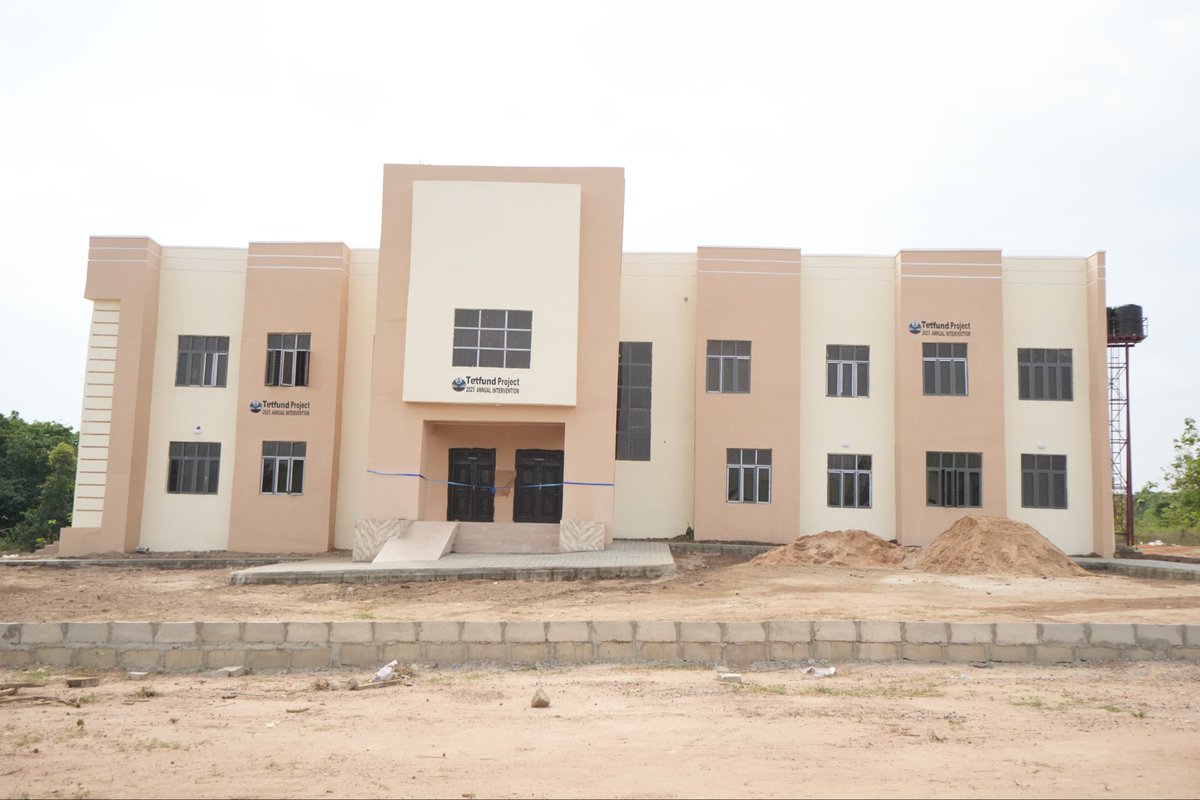 TETFundNg's tweet photo. TETFund Commissions 8 projects at Federal College of Education, Iwo, Osun State https://t.co/xGULXMzGom