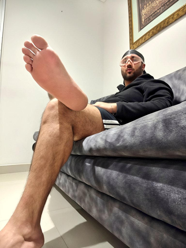 Feet Awards 10K 🏆🎖 tweet media