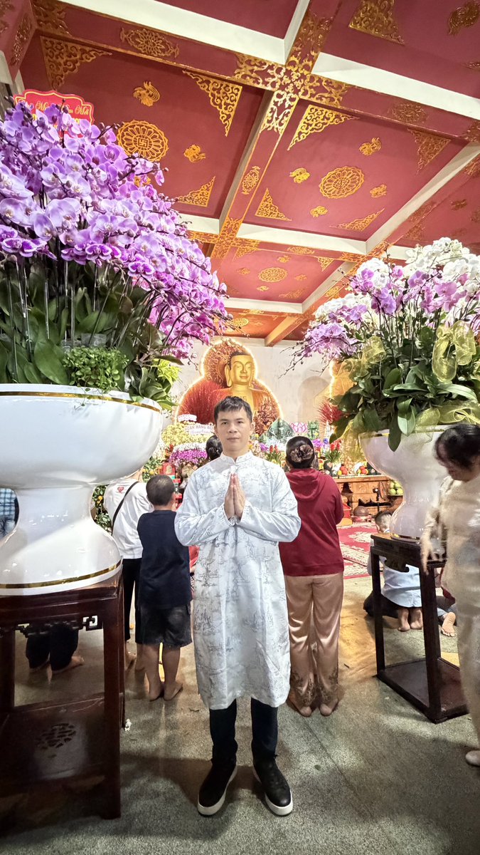 Duy Luân Nguyễn tweet media