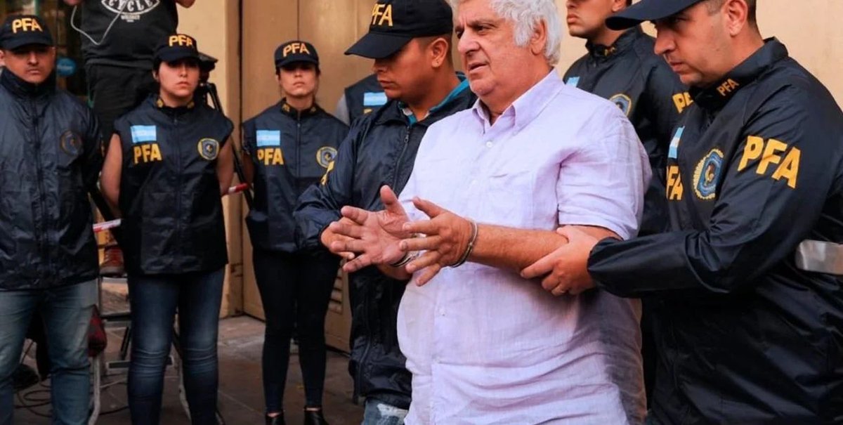 <a href="/soyalbertosamid/">Alberto Samid</a> Curioso concepto de “emergencia”: debés $179 millones a ARCA, otros $94 millones a ARBA, te fuiste de vacaciones a Punta del Este y ahora pretendés que la Provincia de Buenos Aires esté a tu disposición. Para pagar impuestos: desaparecido. Para exigir privilegios: urgente.