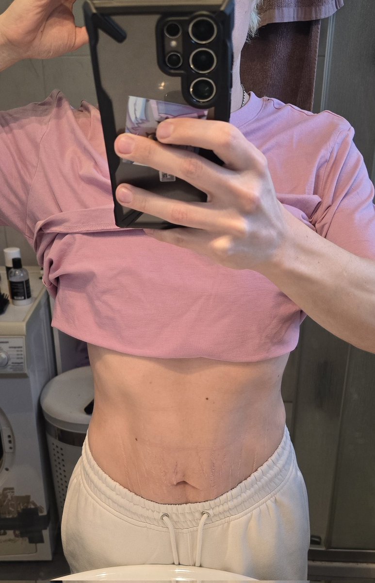 Kine 🔞🔜 EF tweet media