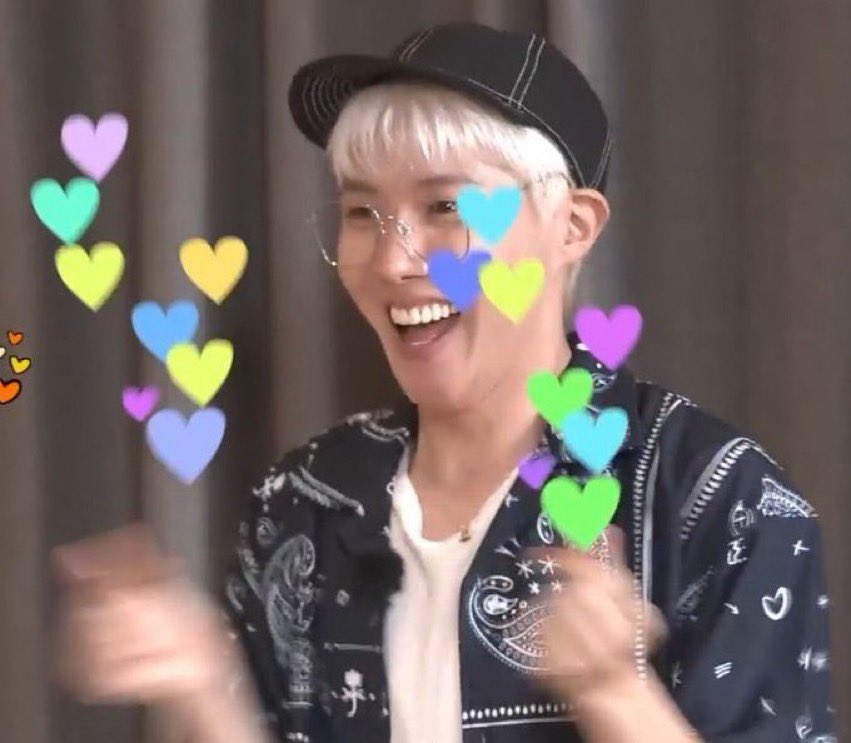 나의 햇살이 생일 축하해요🎂
🩷❤️🩵💚🧡💛💜🤎
오늘 하루 행복 만땅~~~❤️‍🔥
#제이홉의하루가_사랑으로가득하길
#제이홉_생일복_많이받아
#HAPPYJHOPEDAY
#To_Be_Continued_218
J-HOPE’S SWEETEST BIRTHDAY
HAPPY HOBI DAY