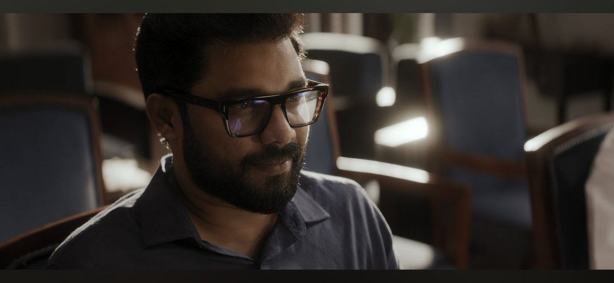 mraziii7's tweet photo. Peak political drama incoming💥

#NivinPauly https://t.co/MFeWHZXyx4
