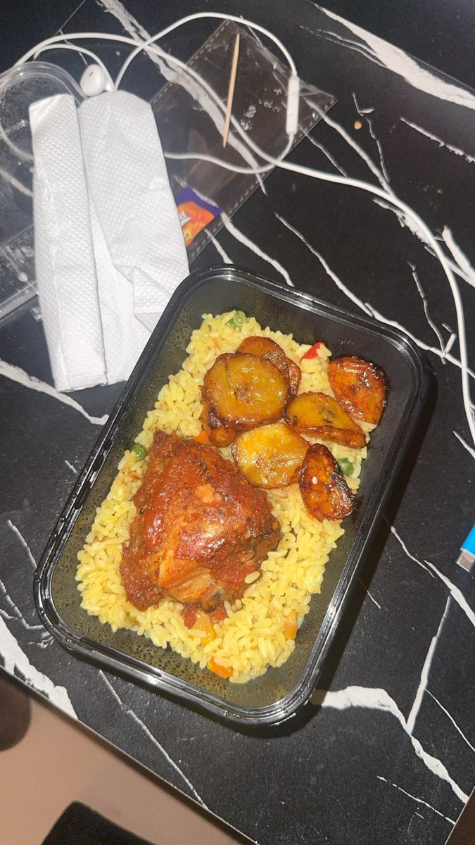 I'm 19
I bought myself this Rice and chicken 
No help
Not "parents"
Not "got lucky"
I set a goal and I achieved it.
Discipline, awareness priorities.