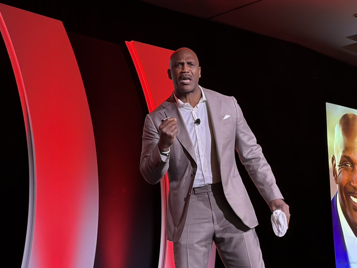 Eric Boles tweet media