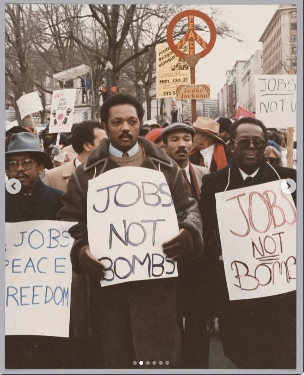 R.I.P. Jesse Jackson. 

Do you think you'd ever see Hakeem Jeffries, Jim Clyburn or Jasmine Crockett holding this sign?