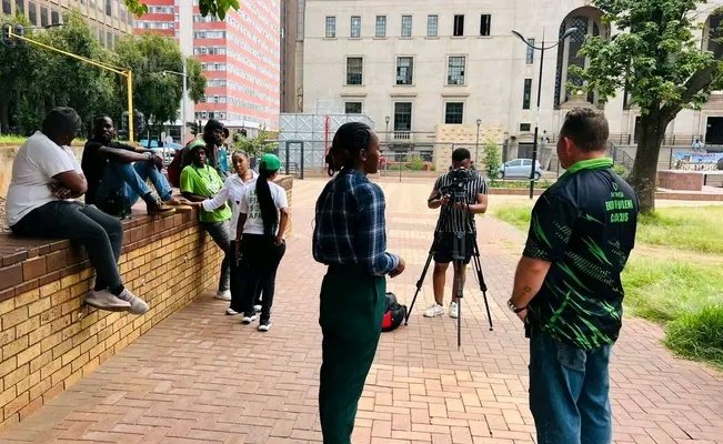 EvelynMondlana's tweet image. 🔊3 Days to the Announcement. @Action4SA is on the ground, engaging residents about who their  preferred ActionSA Joburg Mayoral Candidate is.

@HermanMashaba
@Funzi_Ngobeni @DereleenJ @MikaNgobeni @ME_Beaumont

#3daystogo 
#ActionSAYaBathoPele
#OnlyActionsACanFixGauteng