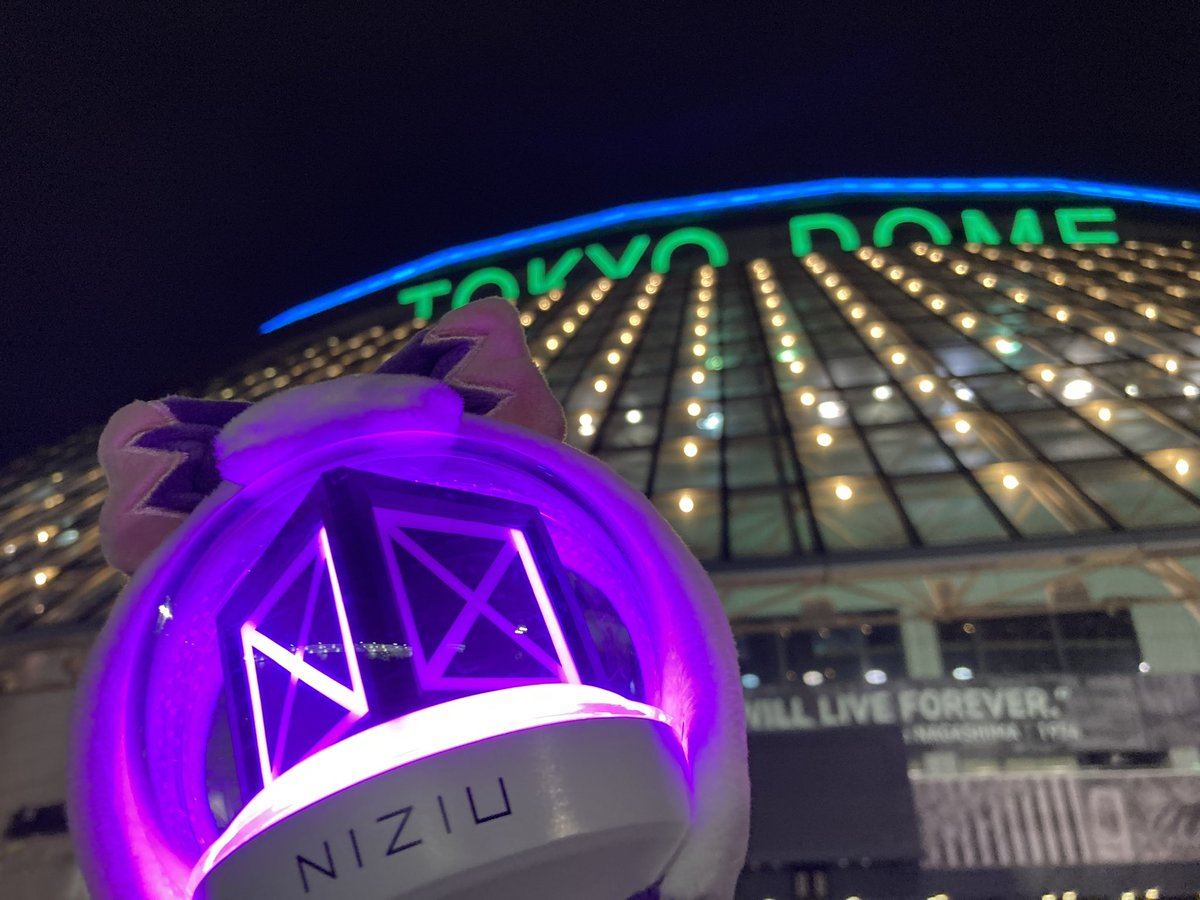 まこぼう tweet media