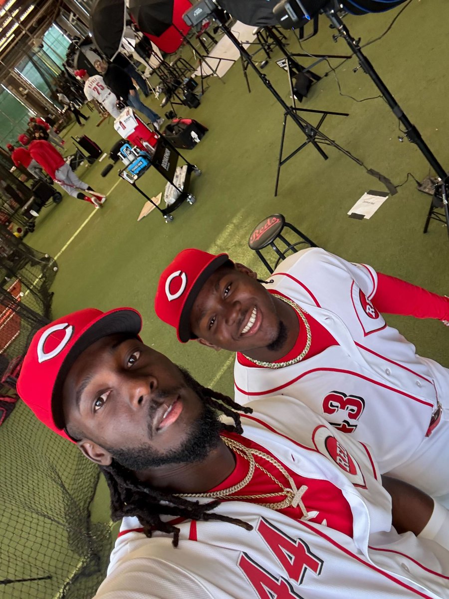 Reds's tweet image. Gooooooooood mornin'