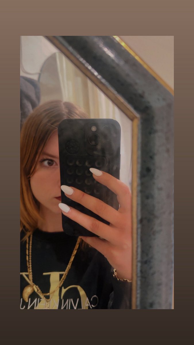 Wer nicht hören will muss fühlen😌😈🤑

#findom #findomgoddes #findompaypig #FinDomEnergy #findomalpha #findomqueen #findommacht #Paycheck #paypig #bezahlen #zahlnutte #zahlfotze