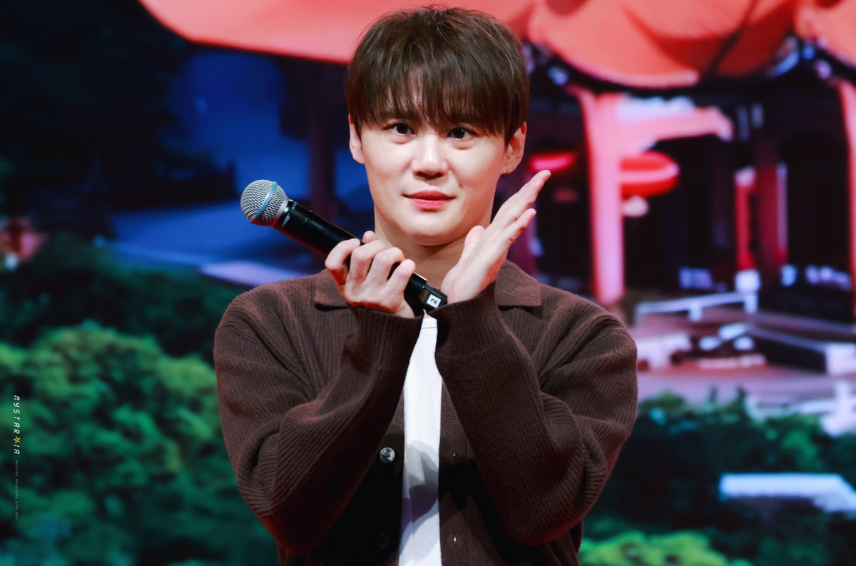 마별𖤐🥥 tweet media