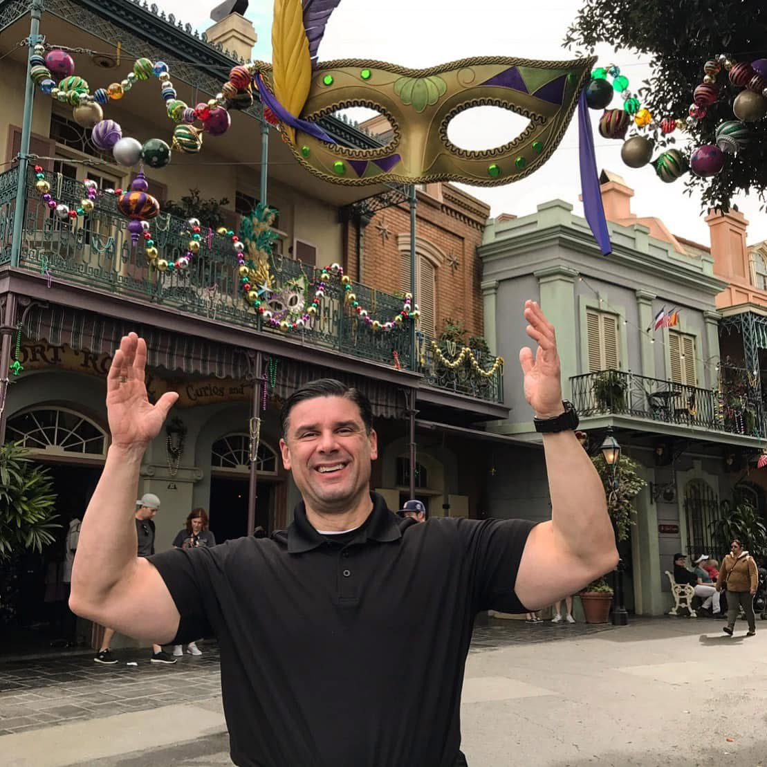 FatherCapo's tweet image. It’s Mardi Gras, a day to celebrate! But it also reminds us: even the greatest party can’t satisfy the deepest hunger of the heart.

Tomorrow we begin Lent: 40 days to recenter and return to what truly fills us.

Put Christ back at the center. Train your soul. Stay Fit for his