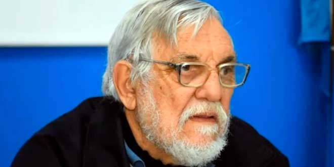 LT8 am830 tweet media