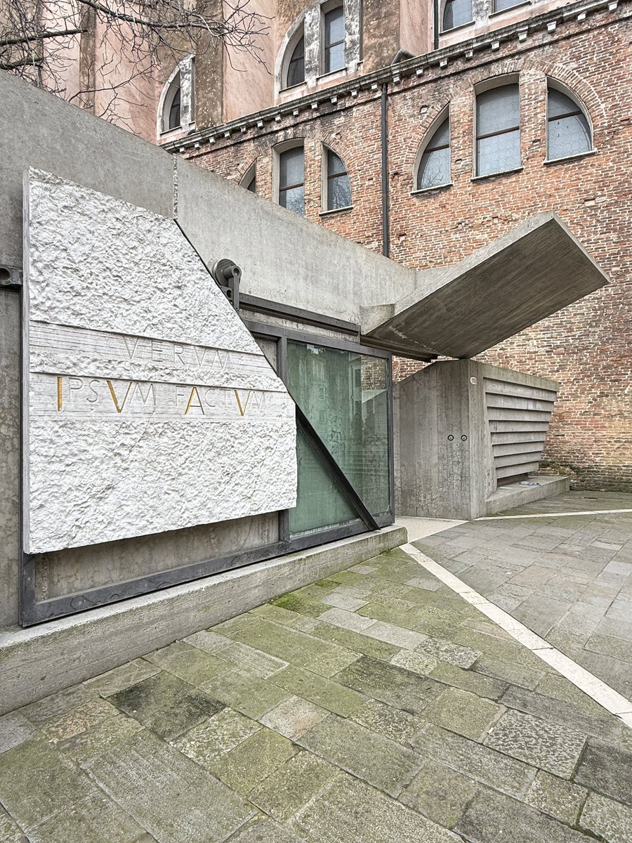 jmolowny's tweet photo. Revisitando la obra del maestro Carlo Scarpa en Venecia (Italia) #arquitectura https://t.co/u7SER3Lpbq