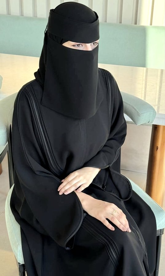 #مرصد_الاهله_بتمير
زواج مسيار من الرياض

انا سودانيه عمري ٣٢ سنه في الرياض ساكنه في حي الريان جميله سمرا فاتح لوني حلو يجنن اشتغل  في عيادات خاصه طولي ١٦٩ وزني ٦٠ مطلقه عندي بنت صغيرة اطلب زواج معلن او زواج بالسر الحمدلله رب العالمين 
لرغبين تعال وتس ﴿0583264295﴾
