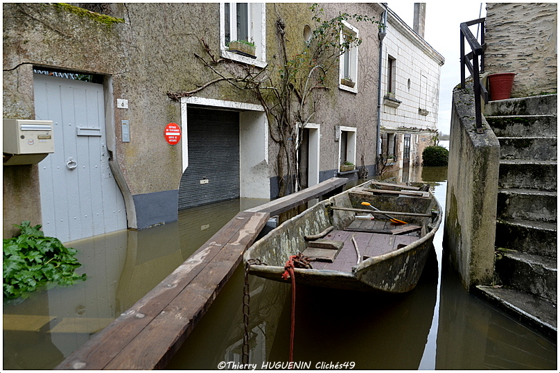 Cliches49's tweet photo. Suite - Bouchemaine sous les eaux... #Bouchemaine #Angers #Inondations #MaineEtLoire #LaLoire #Crue #Anjou #Vigicrues https://t.co/ESUHmanUDe