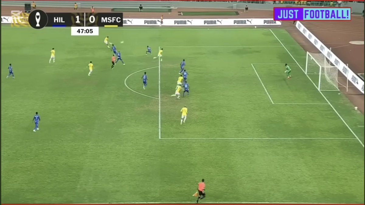 MakhubuSimanga's tweet photo. #MamelodiSundowns
💪🏽STRENGTHS
🚨Their attacking schemes complete
Traditionally a team that attacks mainly through the central corridor
Now➡️
✅Use width&deliver different types of crosses into the box
✅Play early crosses through inside diagonals
✅Create danger from 2ndballs https://t.co/Yp336Ec0pu