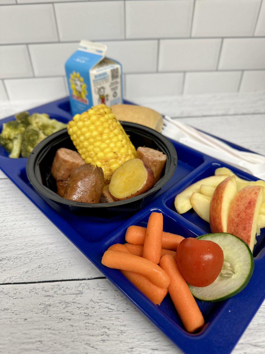 FCSNutrition's tweet photo. 🥔✨ February Local Item: Red Potatoes! Grown right here in the Southeast, these farm‑fresh potatoes shine in our classic Low Country Boil. Stop by the café this month and taste the difference local makes! 🙌💚 #FuelingGA #GSNALegacyBuilders #GATrayoftheWeek #FarmtoSchool https://t.co/BWXQleLNTZ