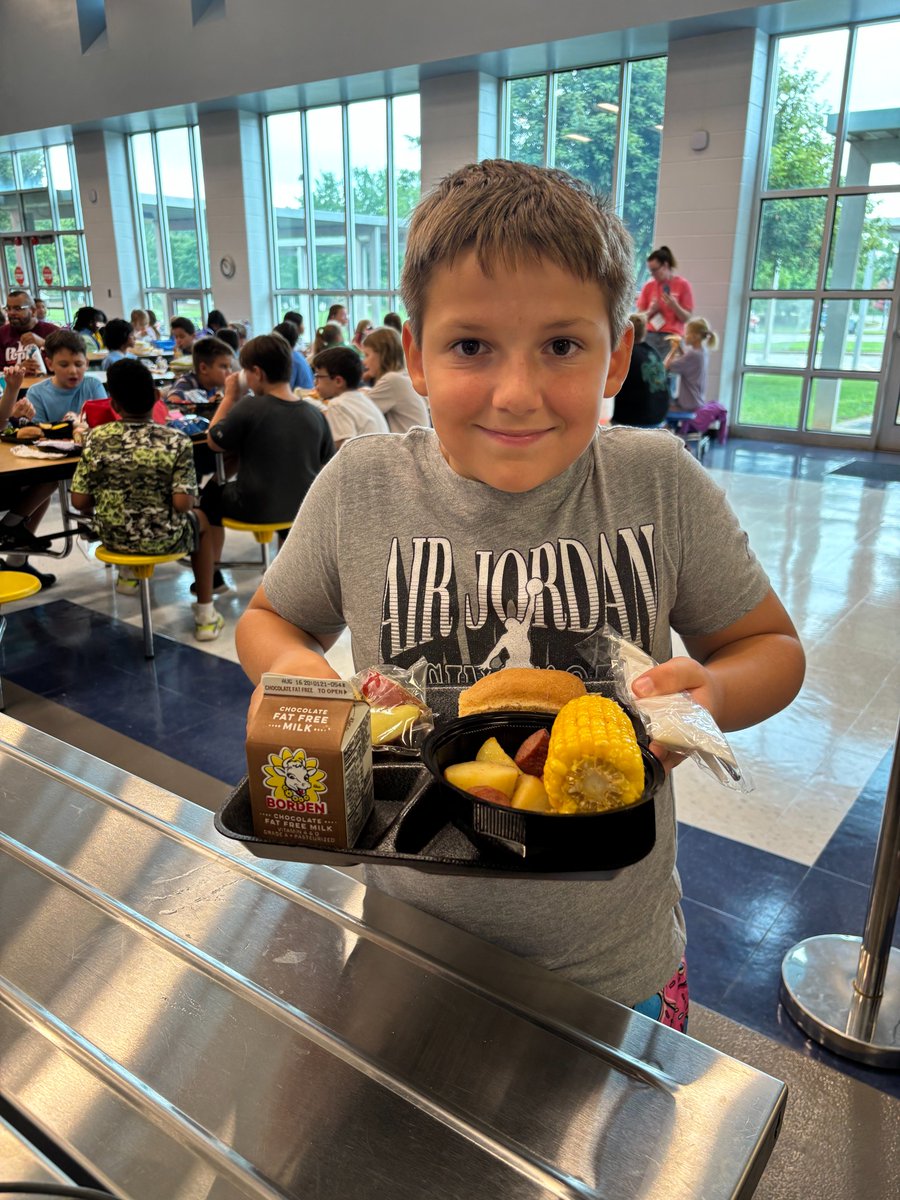 FCSNutrition's tweet photo. 🥔✨ February Local Item: Red Potatoes! Grown right here in the Southeast, these farm‑fresh potatoes shine in our classic Low Country Boil. Stop by the café this month and taste the difference local makes! 🙌💚 #FuelingGA #GSNALegacyBuilders #GATrayoftheWeek #FarmtoSchool https://t.co/BWXQleLNTZ