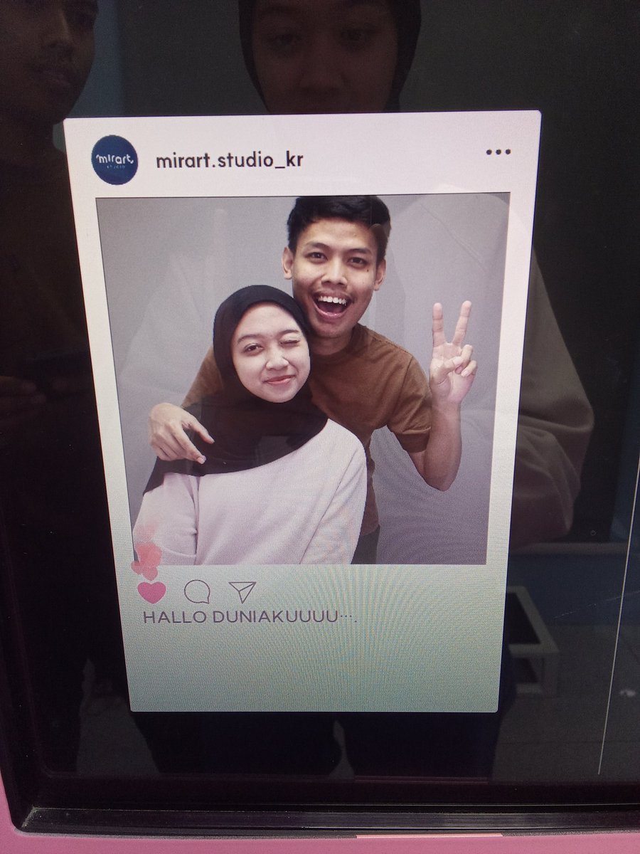 ilonelyak's tweet image. after 2 years, still with the same person