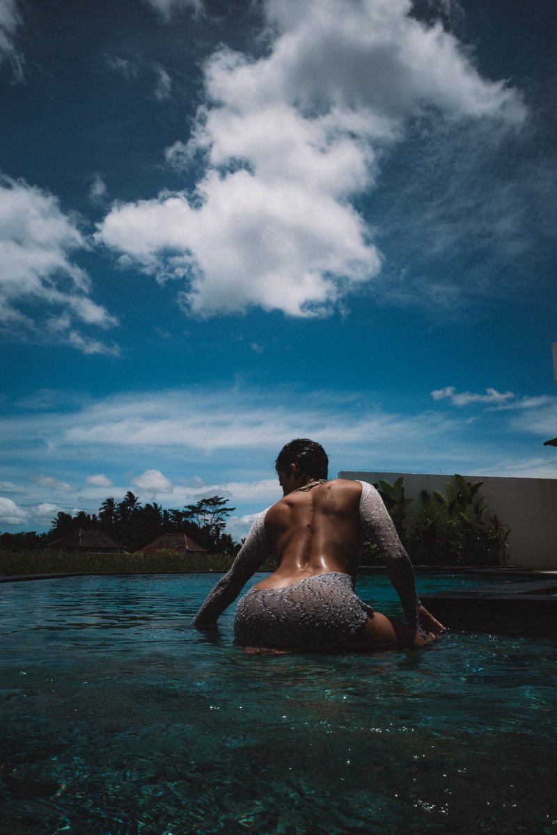 Clara René tweet media