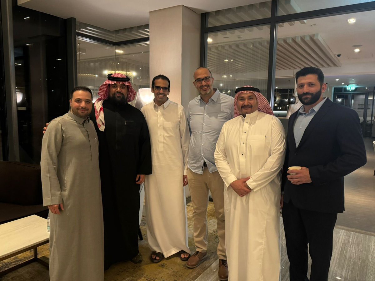 drabdullahalot's tweet photo. مع الزملاء جراحي أورام العظام في  Orthopedic Oncology Journal Club. نشكر الدكتور عبدالرحمن بوبسيط والزملاء في مستشفى الملك فيصل التخصصي بالرياض على استضافتهم للحدث. هذه الاجتماعات تثري المحتوى العلمي لجراحة أورام العظام وتجمع المختصين في نقاشات دقيقة وذات علاقة تساعد في تطوير ممارسات جراحة الأورام في السعودية.