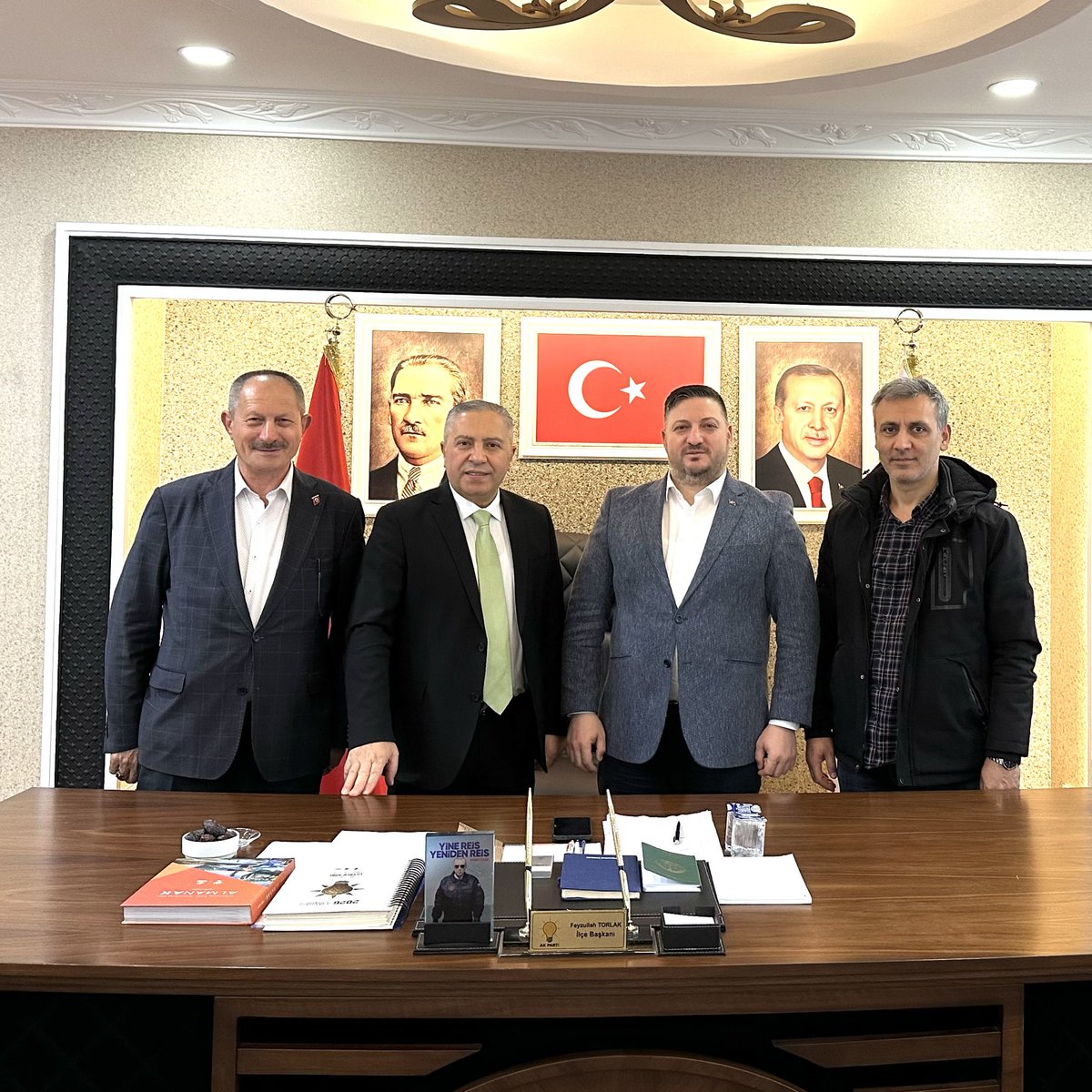 csyildiz's tweet photo. Ak Parti Sancaktepe İlçe Başkanımız Sayın Feyzullah Torlak’ı; Tokat Asya Dernekler Federasyonu Başkanımız Bekir Yılmaz ve Sultanbeyli Belediyesi Meclis Üyemiz Ercan Turan ile birlikte ziyaret ettik.
Değerli başkanımıza nazik ev sahipliği için teşekkür ediyoruz.
@ak_sancaktepe https://t.co/BZ4xoS9n6g
