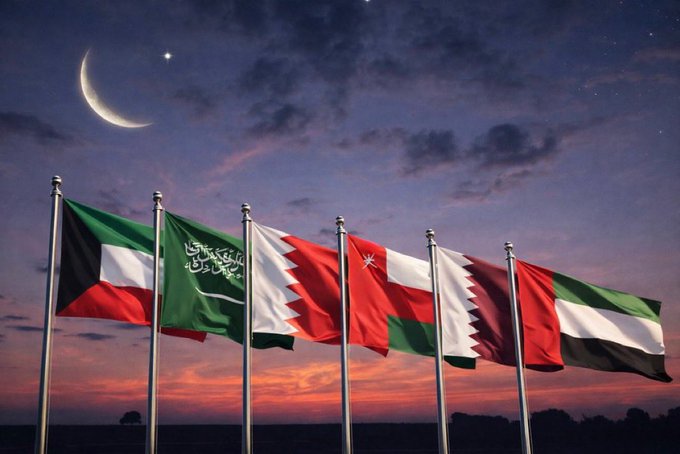 arab_media2's tweet photo. 🔴 قائمة الدول الرسمية التي أعلنت يوم الخميس هو أول يوم لشهر #رمضان 

🇴🇲 عمان
🇹🇷 تركيا
🇦🇿 أذربيجان
🇰🇿 كازاخستان
🇰🇬 قرغيزستان
🇺🇿 أوزبكستان
🇸🇬 سنغافورة
🇲🇾 ماليزيا
🇧🇳 بروناي دار السلام 
🇮🇩 إندونيسيا https://t.co/jyBlChxhIv