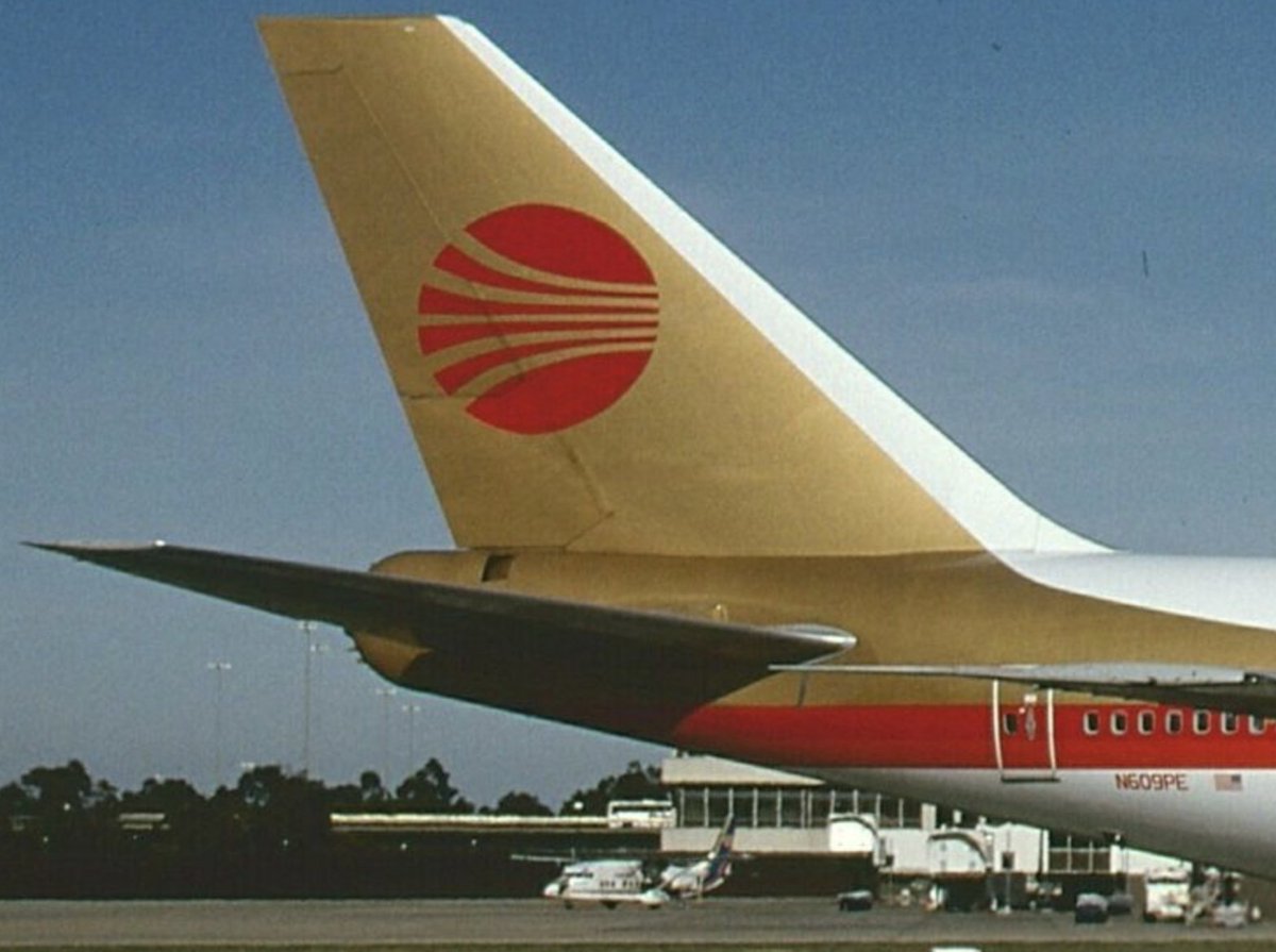 Fly Continental tweet media