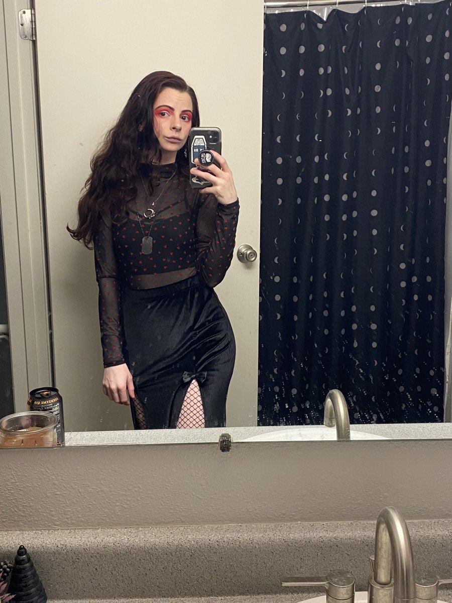 Vansforsalenev1's tweet photo. 💀🖤
https://t.co/YkcLO6CiuO…
•
#onlyfansgirls #onlyfanz #onlyemo #onlyfansbabe #emogirl #onlyfansemo #onlyfanselite #horrorchick #onlyfanmodel #onlyfanspetite #onlyfansxx #spookymonth #allyearround #onlyfansfeet #onlyfansnew #onlyfanscontent #nsfwtweet #onlyfanscreator https://t.co/0TK3vfTXmD