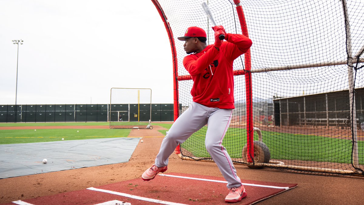 RedsOnTheRise's tweet image. Back at it in Goodyear 🌵