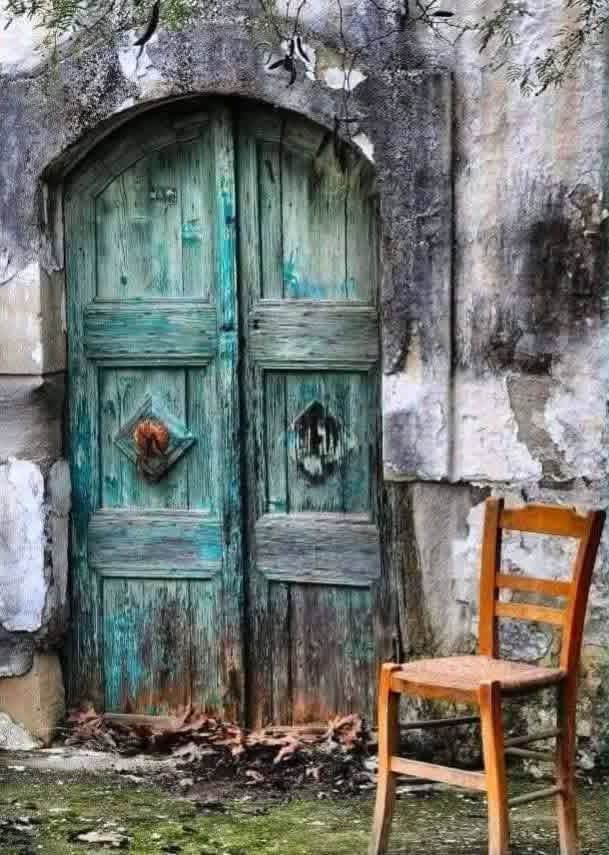 کچھ اور دن  اگر  یونہی  بیگانگی رہی
دستک جو دینے آؤ گے ، در بھول جاؤ گے