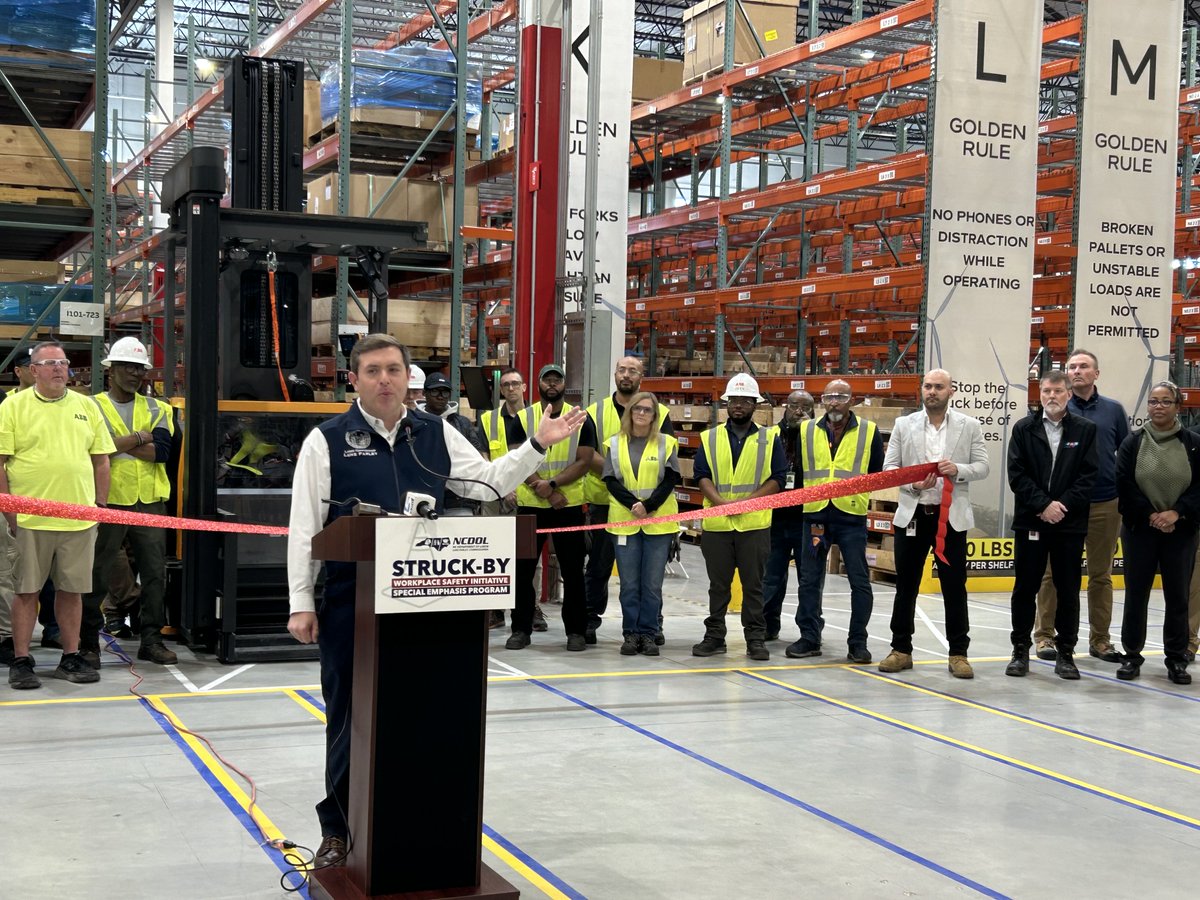 will_doran's tweet photo. In Mebane today where NC Labor Commissioner โฆ@LukeFarleyNCโฉ is announcing new efforts to cut down on factory accidents and other workplace injuries caused by being struck by tools or equipmentโnow the leading cause of workplace deaths #ncpol https://t.co/NXAtDEiy0z
