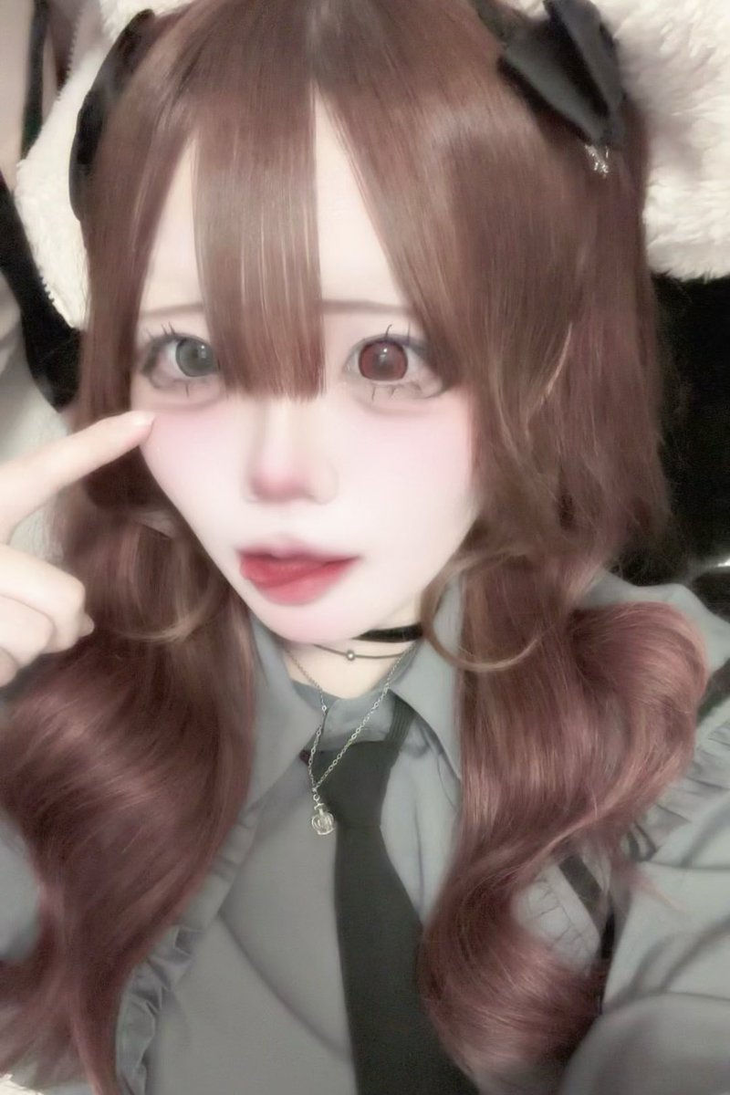 あも tweet media