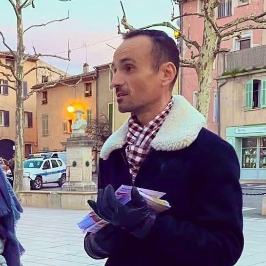 Le <a href="/ps_var/">Parti Socialiste du Var</a> est en deuil. 

Nous avons perdu un ami, un camarade, un progressiste, un premier fed, un homme merveilleux et humain avant tout.

Maxime tu as mené un combat rude mais tellement digne contre la maladie.

Tu nous manque déjà 

<a href="/partisocialiste/">Parti socialiste</a>