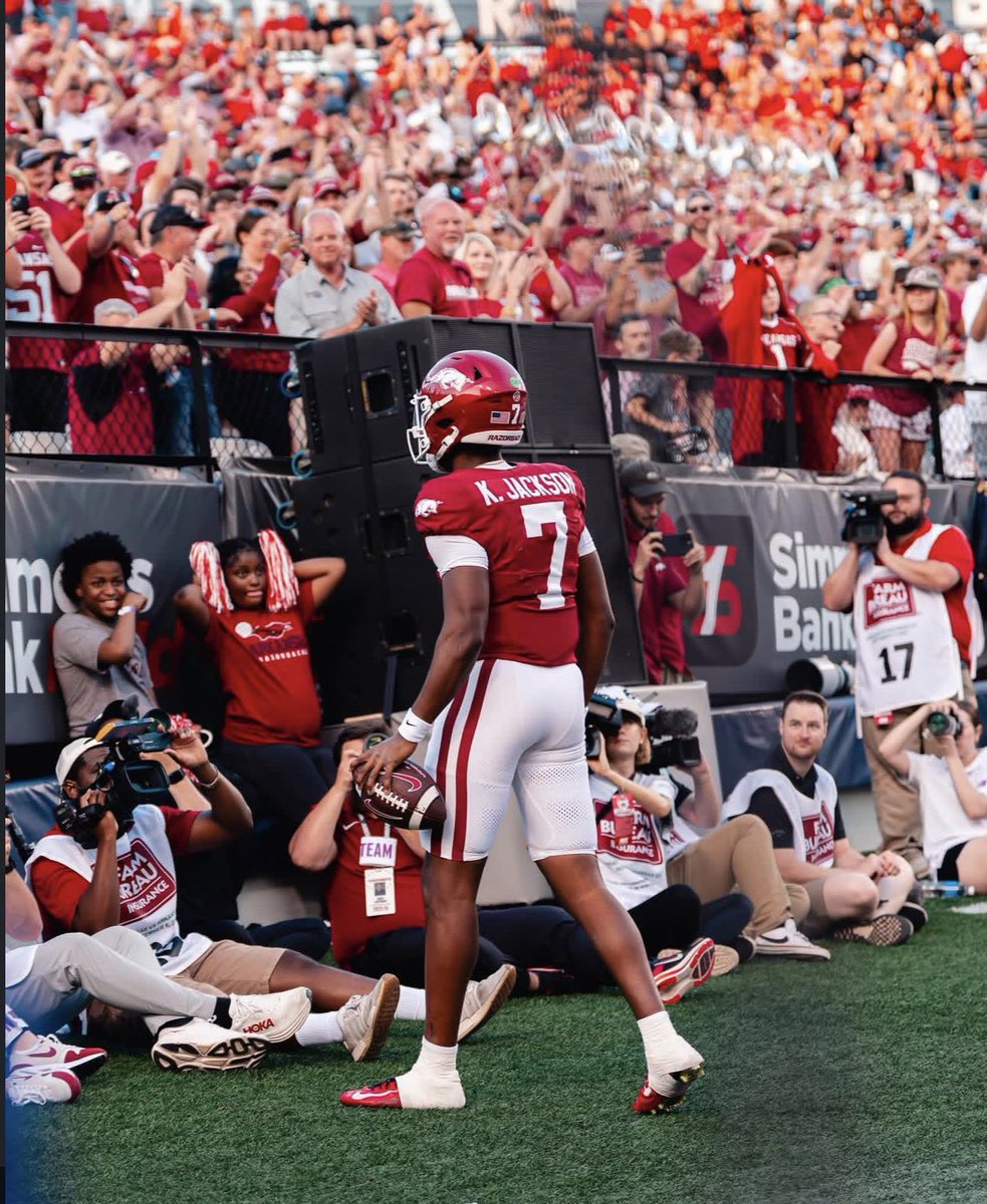 JamirDean4's tweet image. Blessed to receive an offer from the University of Arkansas @SGasper_UArk @briannixalcoa @SweetlandDavid @Grade_aTraining @SWiltfong_ @ChadSimmons_  @samspiegs  @adamgorney