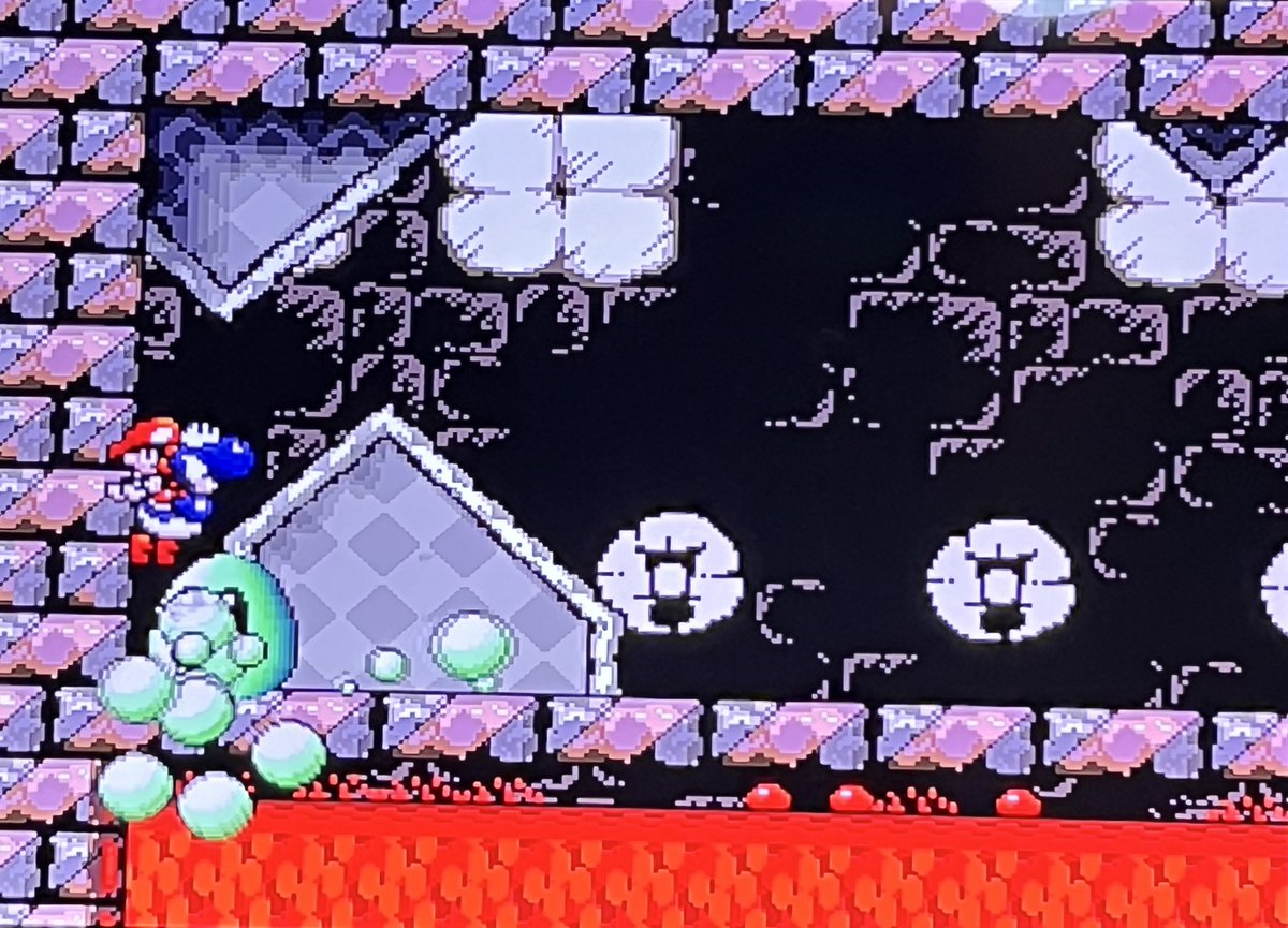 いにしへのヨッシーのゲームをやり始めた息子。もうボス倒しとる。