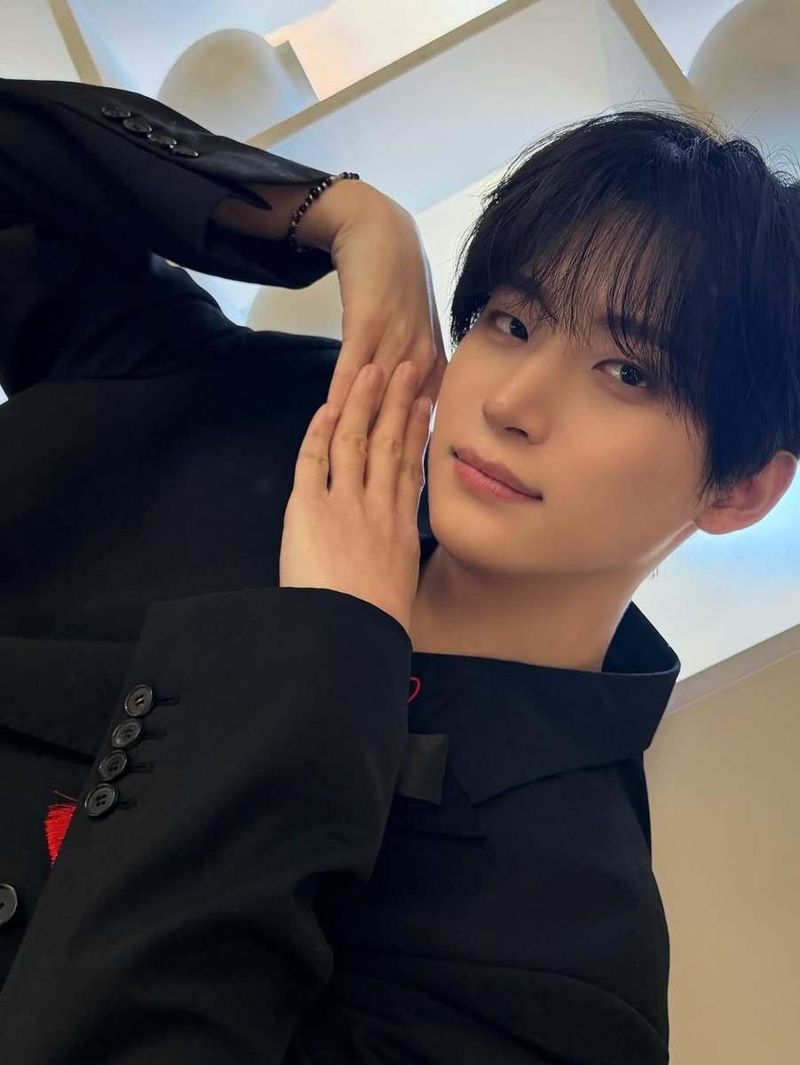JungmoFrance's tweet photo. 📸┊IG ⋆ 17.02.26

Jungmo a posté sur son compte IG (@/jun9mok00)

1/2

⤷ #CRAVITY #크래비티 #정모 #JUNGMO https://t.co/eDHwPa7sOT