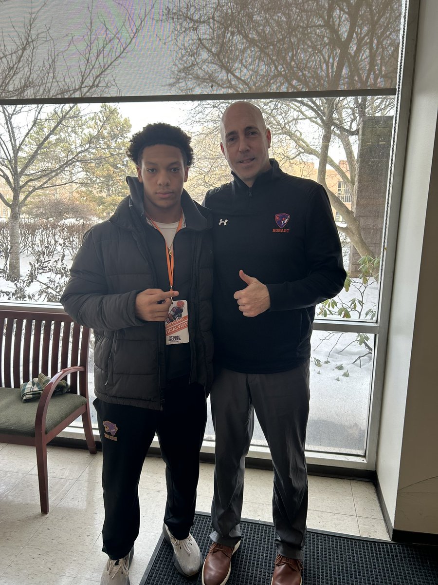 StormMccrea14's tweet photo. I had a great visit today @HobartFootball thank you @Coach_DeWall @Coach_Will7   for having me today https://t.co/3yQvvswUWB