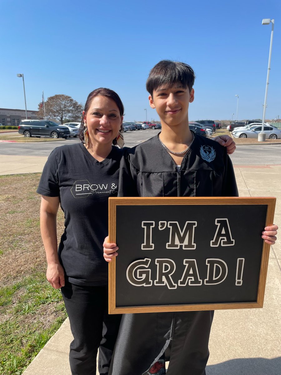 DelValleOC tweet media