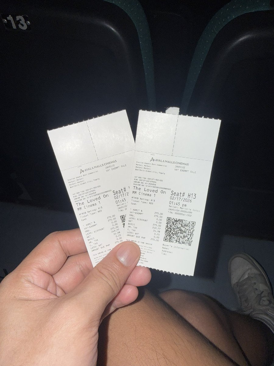 aykelguzman's tweet photo. English nga ng english si atemong @annecurtissmith kalokaaa! 😅

Pero TBH, ang ganda ng movie. Daming paandar 👌💕love’eeet! https://t.co/EyK30yo8Jr