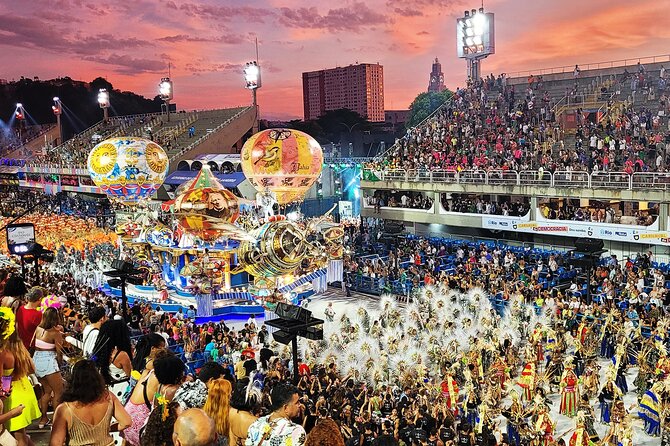 This week, Rio Carnival in Rio de Janeiro quietly reminded me why I love building teams.

Behind all the color and confidence, there’s deep coordination, trust, and people choosing to show up for each other again and again.

That’s what real momentum looks like to me. 
Not noise.