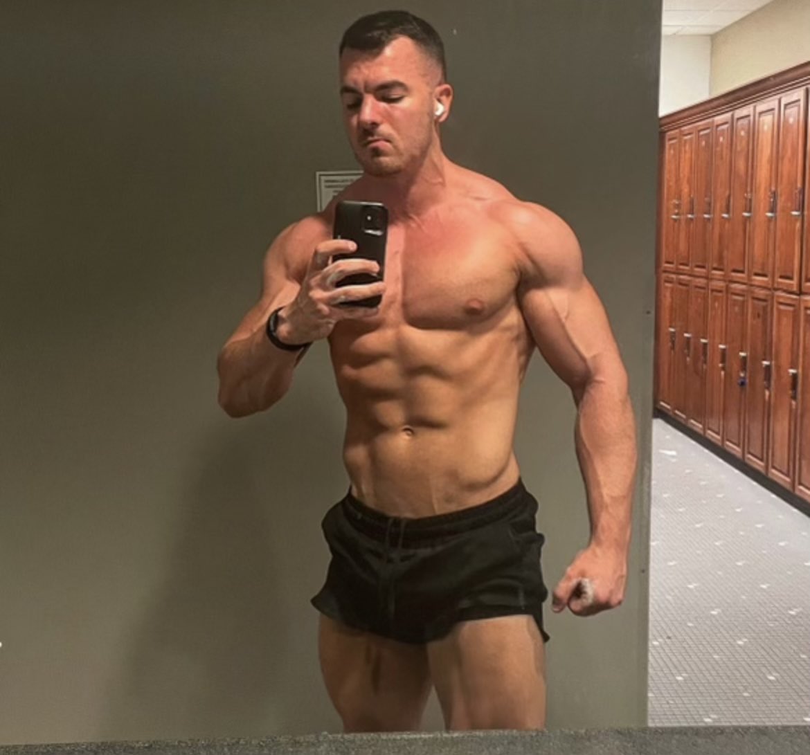 Dean Turner tweet media