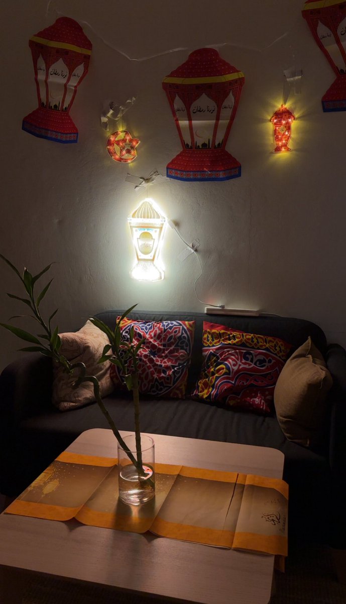 دااااانه tweet media