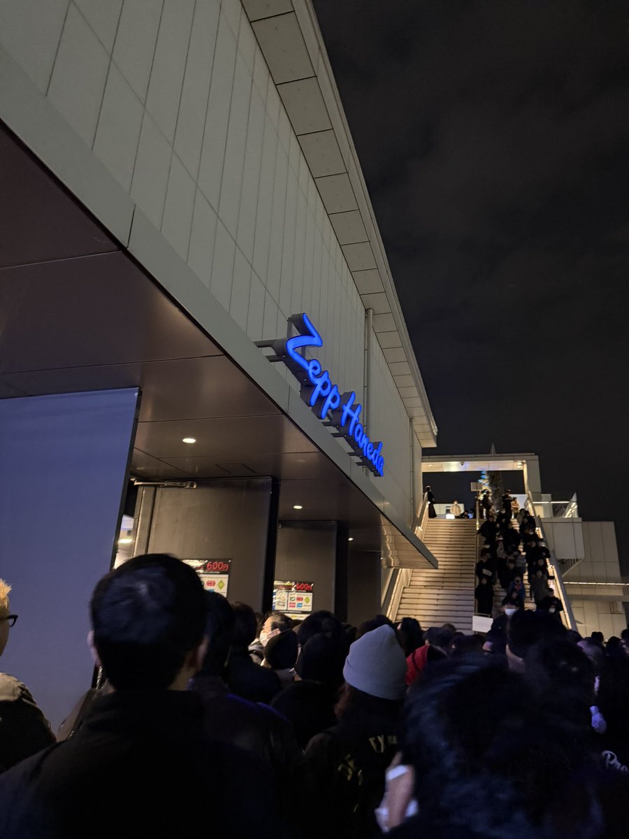 kochocoball's tweet photo. 黒夢

Zepp tour corkscrew 2025
追加公演 2.16 &amp; 2.17 

の2日目に行ってきました
最高でした！☺️🤟
初ワンマン
行けて良かった〜

#黒夢 https://t.co/Pvk55jzmPG