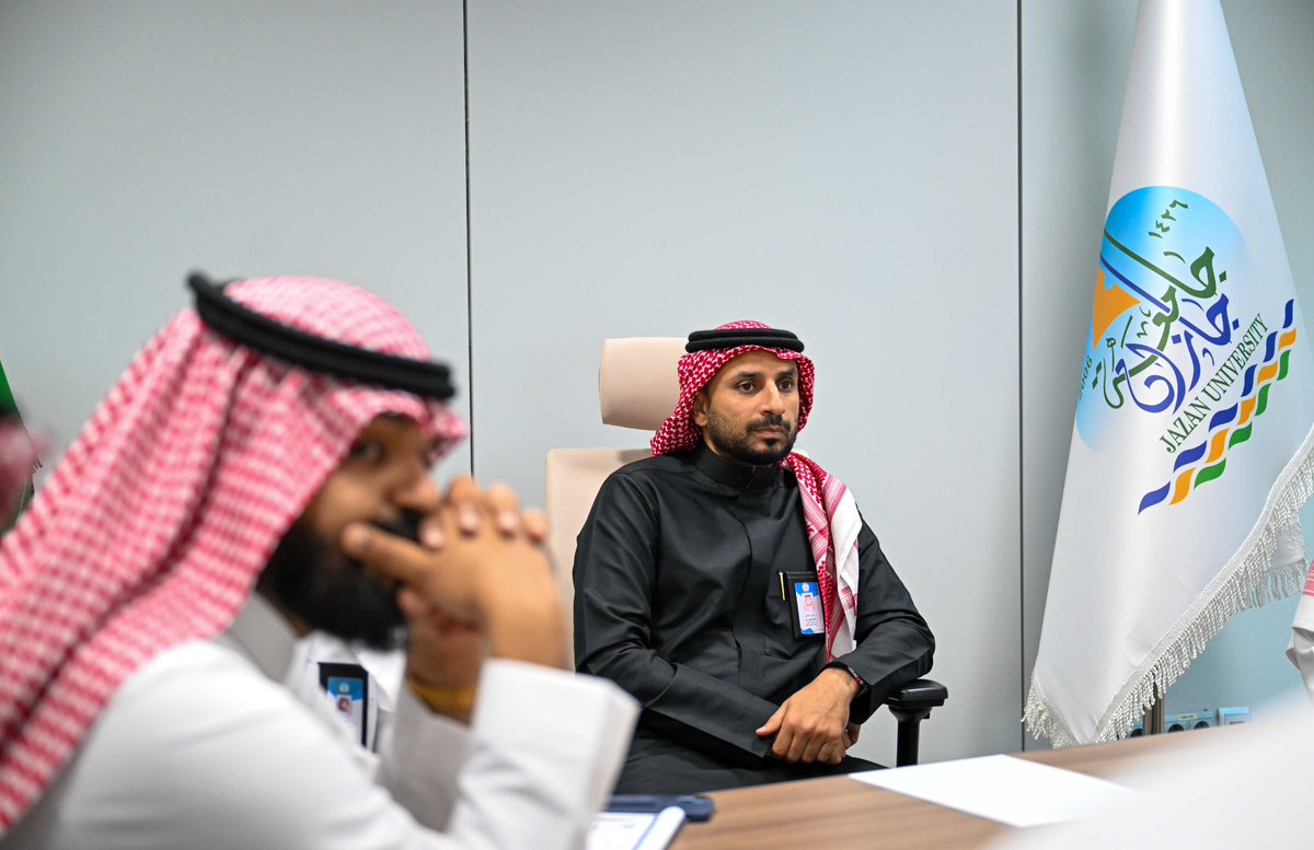 stujazanu's tweet photo. مشاهد من الاجتماع الفني لبطولة جامعة جازان الرمضانية (النسخة الثالثة)، بمشاركة 24 فريقًا من منطقة جازان يمثلون 16 محافظة. 🌙⚽️

#جامعة_جازان
#نشاطكم_يميزنا https://t.co/wtZTIsriMk